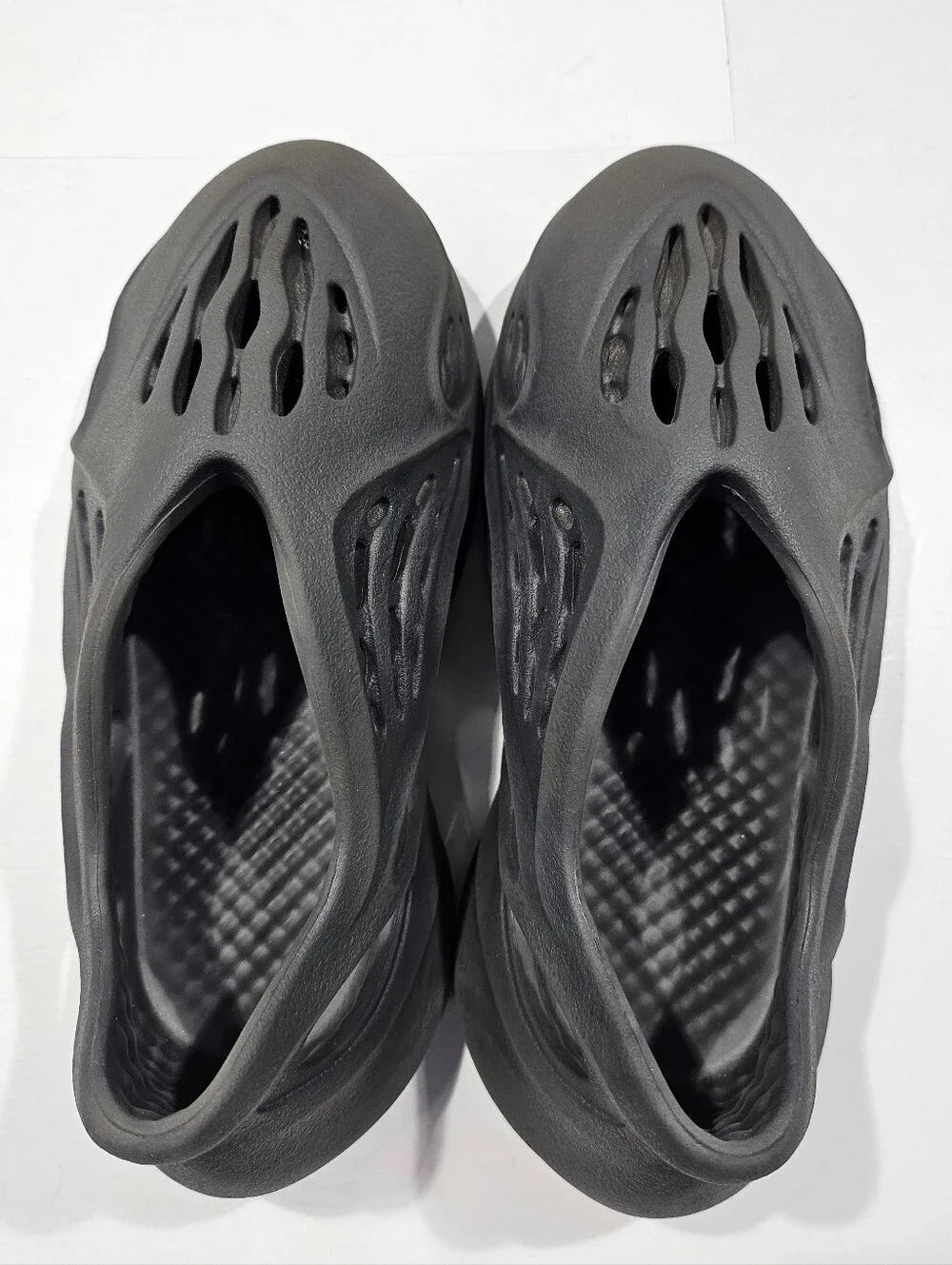 ADIDAS YEEZY FOAM RUNNET TODDLER KIDS BLACK COMFORT CASUAL SHOES SIZE 10K